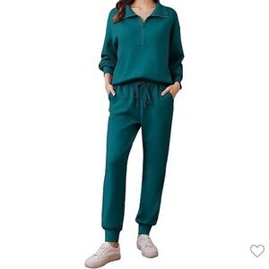 NWT Pinspark Teal Women's Jogger Set